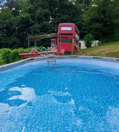Bed & Breakfast Insolite Bus Le Buckinghambus